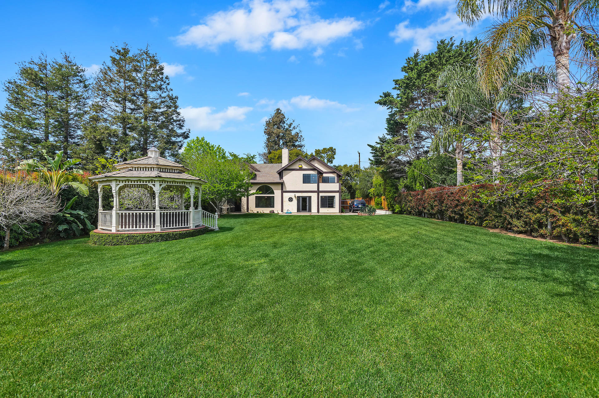140 Ocean View Avenue Carpinteria, CA 93013 - Photo 21 of 38 21 - Rear View