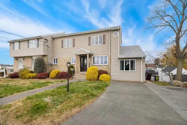 $799,999 | 45 Ann Road, Unit B, Revere, MA 02151
