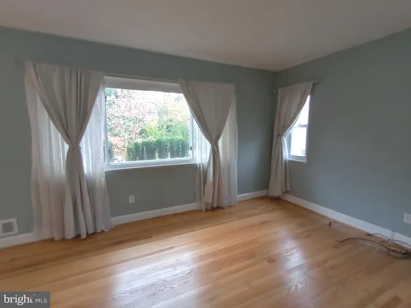 $3,400 | 11305 Galt Avenue, Silver Spring, MD 20902