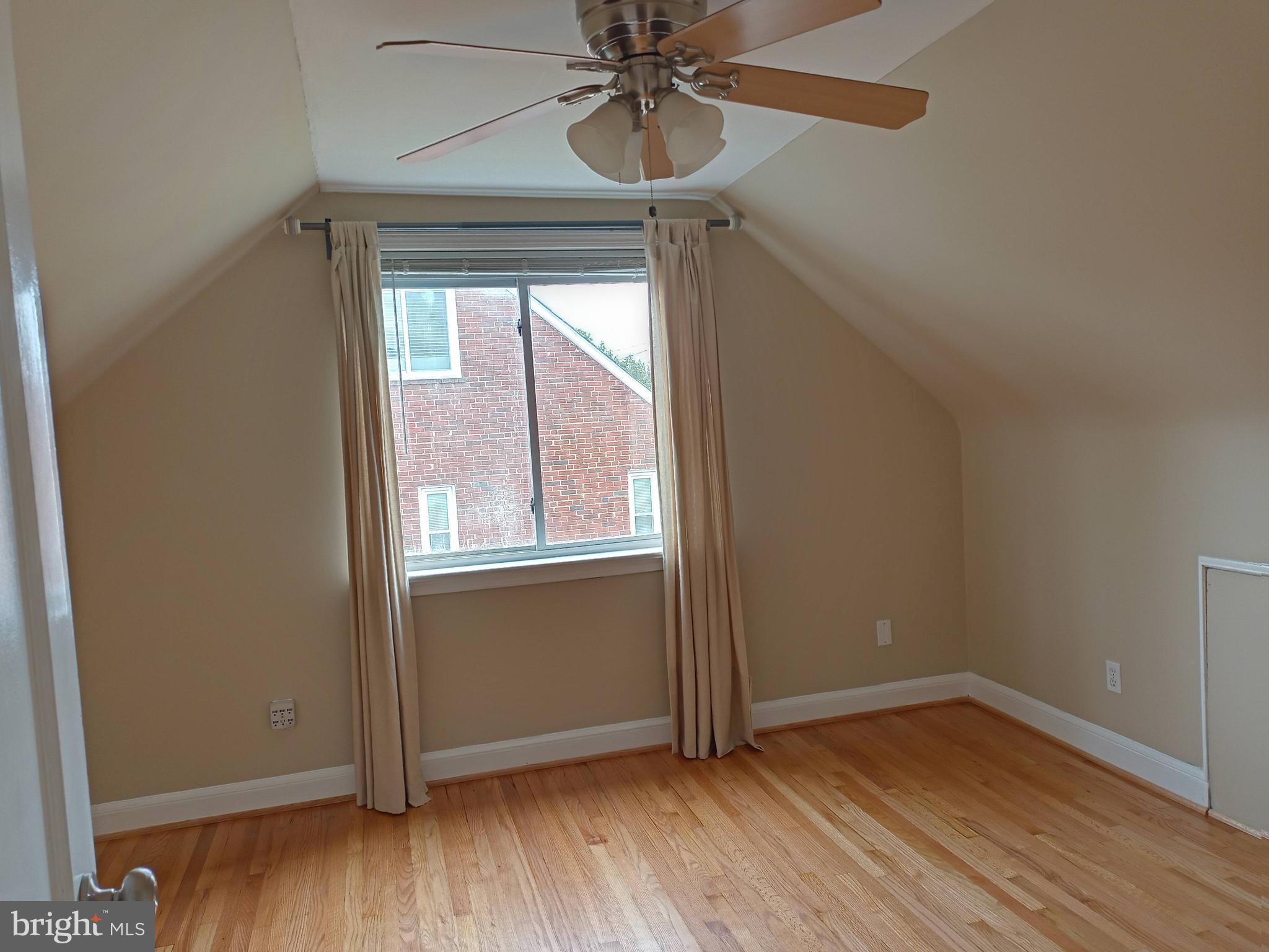 11305 Galt Avenue Silver Spring, MD 20902 - Photo 23 of 32 Upstairs bedroom