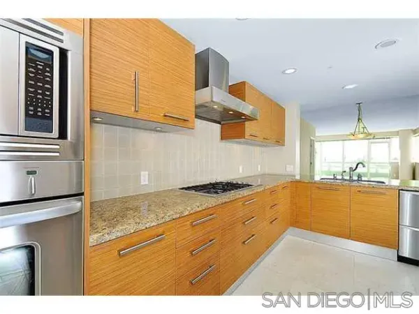 $4,800 | 1431 Pacific Highway, Unit 414, San Diego, CA 92101