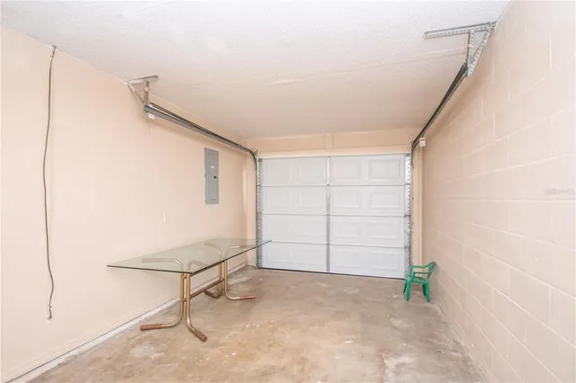 $1,295 | 27270 Warner Avenue, Brooksville, FL 34602