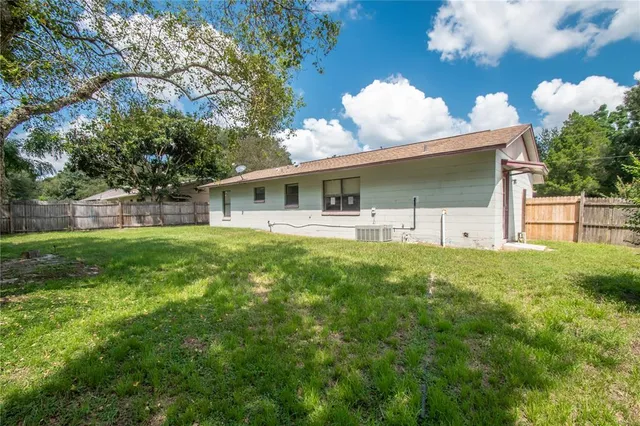 $1,295 | 27270 Warner Avenue, Brooksville, FL 34602