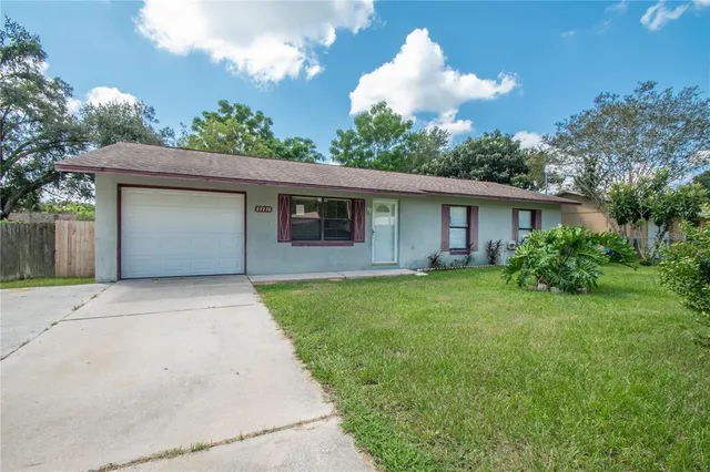 $1,295 | 27270 Warner Avenue, Brooksville, FL 34602