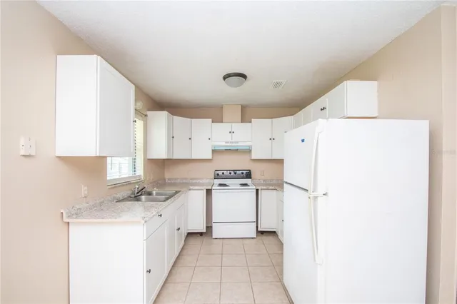 $1,295 | 27270 Warner Avenue, Brooksville, FL 34602