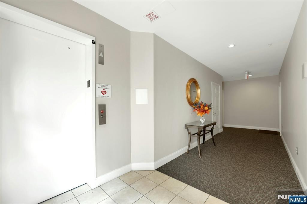 155 The Promenade Edgewater, NJ 07020 - Photo 28 of 29