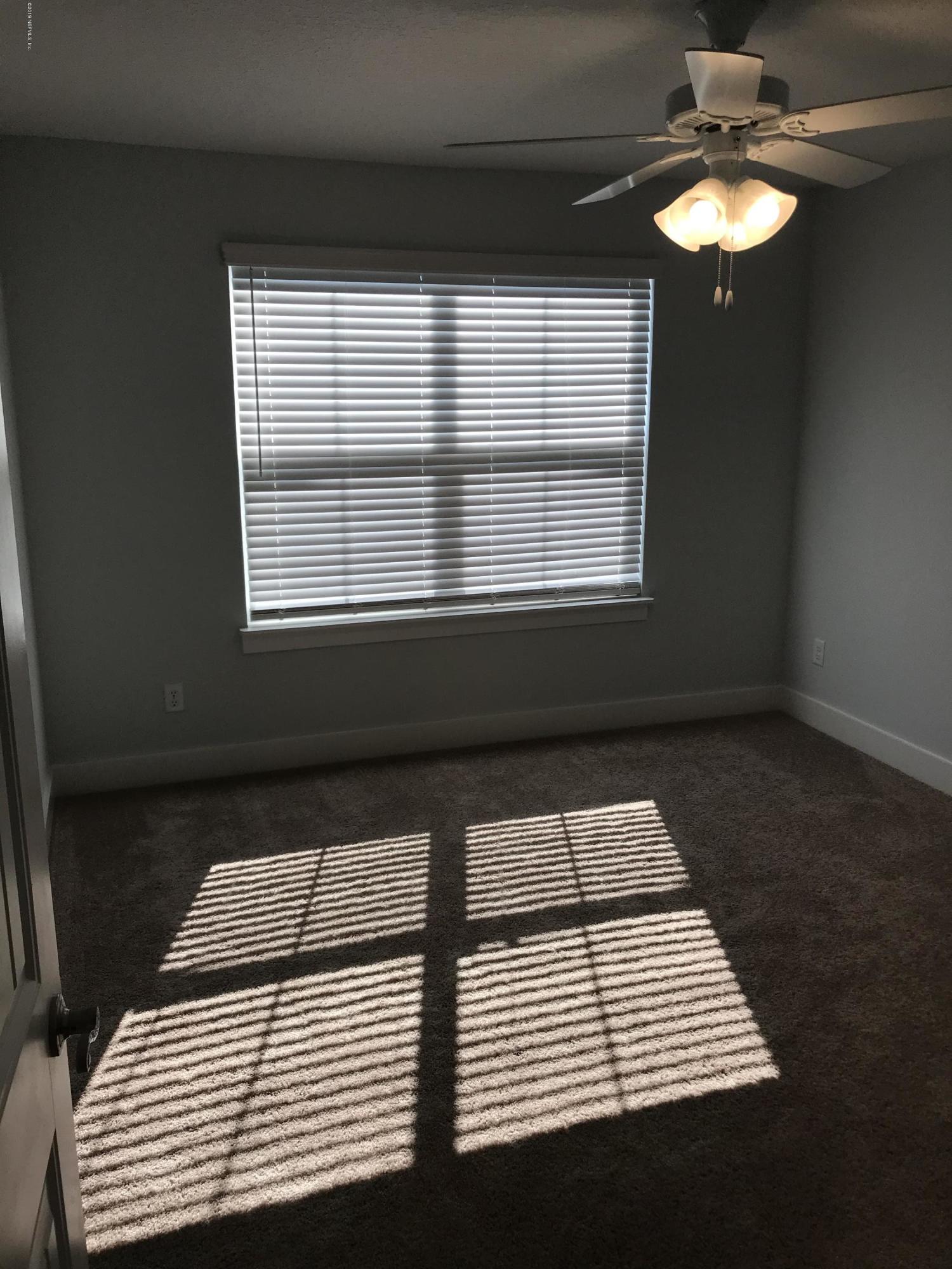 1709 Riley Street Jacksonville Beach, FL 32250 - Photo 35 of 42 a picture of a room