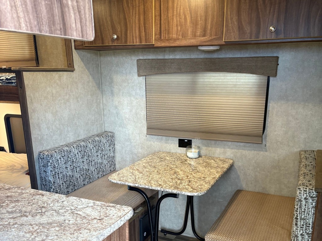1256 Resort Road Crystal Beach, TX 77650 - Photo 13 of 21 Dining inside RV