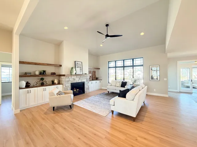 $1,299,000 | 1203 Moll, Waunakee, WI 53597