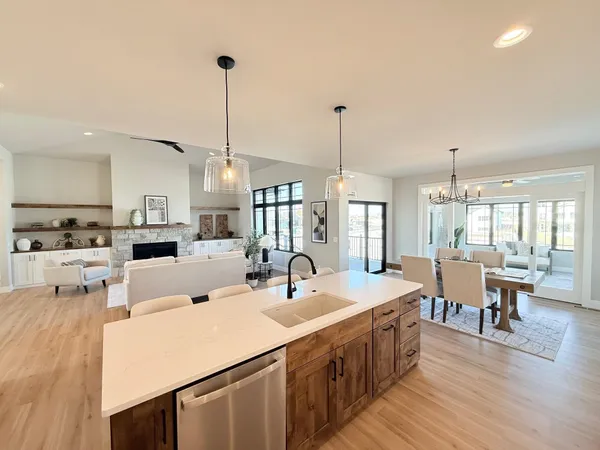 $1,299,000 | 1203 Moll, Waunakee, WI 53597