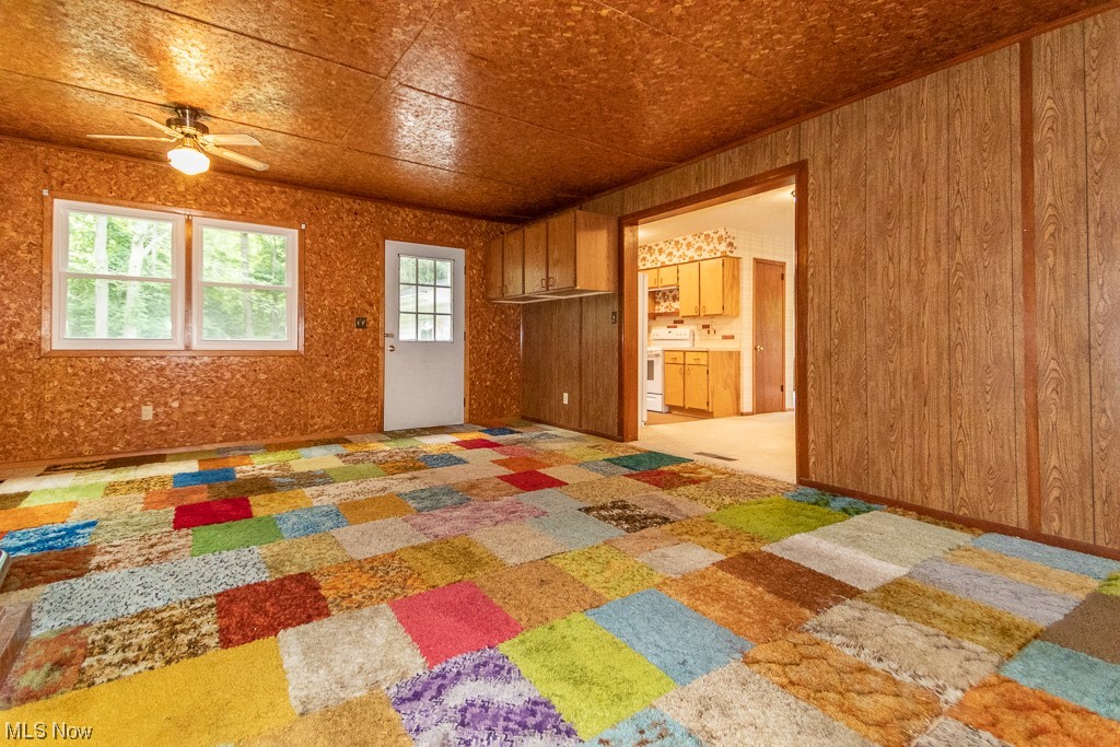 13514 Woodin Road Chardon, OH 44024 - Photo 4 of 33