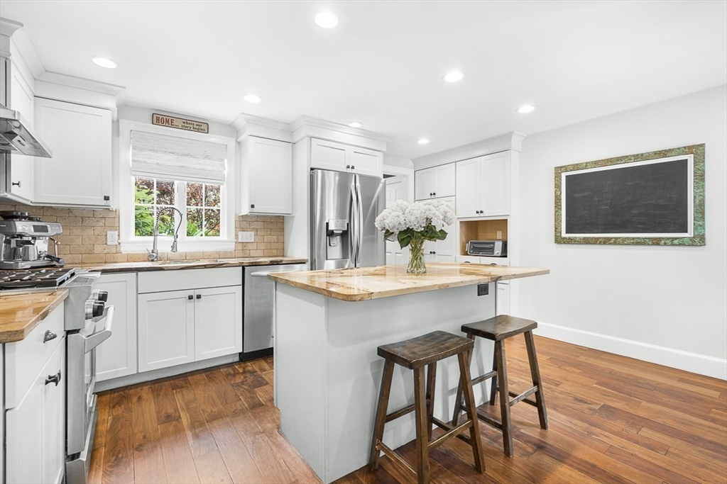 2 York Road Winchester, MA 01890 - Photo 5 of 39 Gallery Image 5