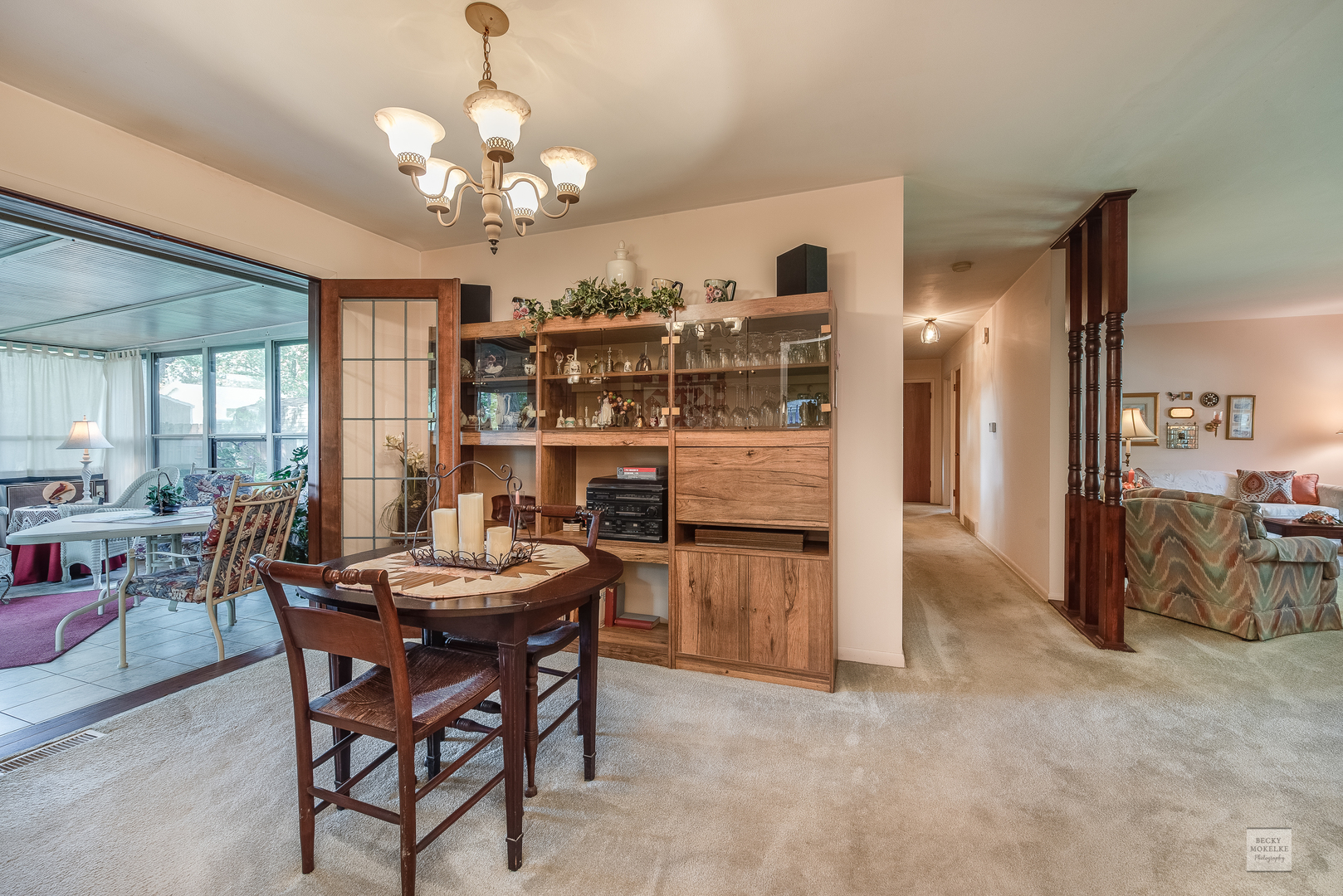 115 Neil Road Sugar Grove, IL 60554 - Photo 9 of 21 a dining room with furniture and window