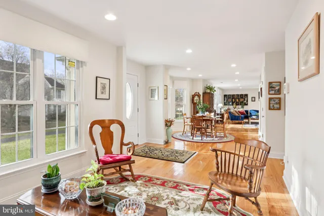 $869,900 | 3530 Greg Lane, Huntingdon Valley, PA 19006