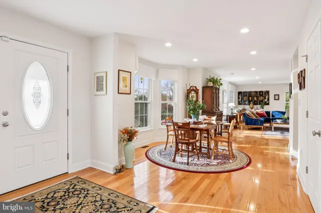 $869,900 | 3530 Greg Lane, Huntingdon Valley, PA 19006