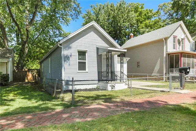 $175,000 | 782 Pottawatomie Street, Leavenworth, KS 66048