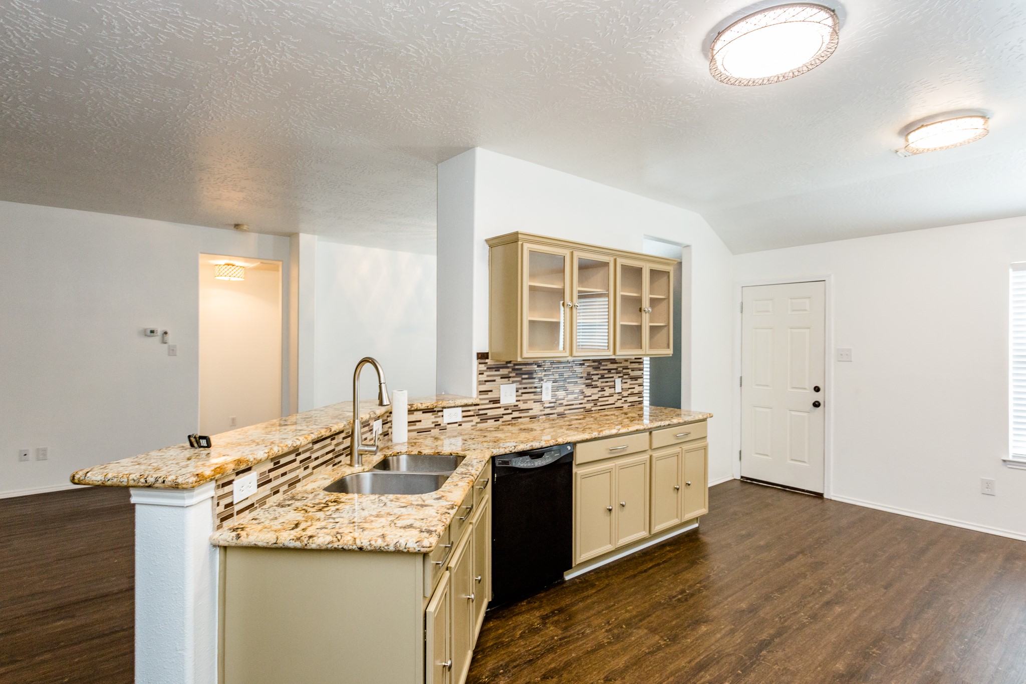 2834 Trinity Glen Lane Houston, TX 77047 - Photo 13 of 30