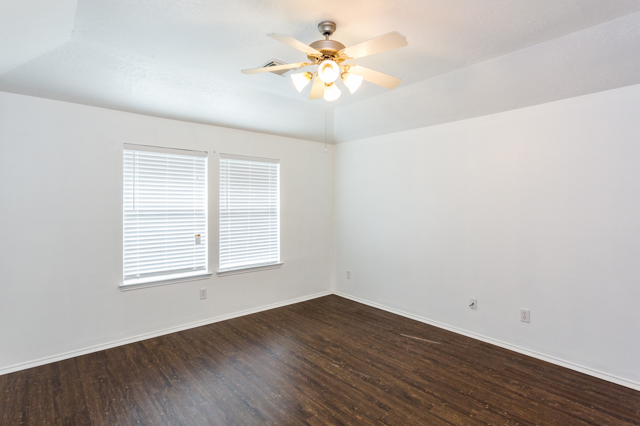 2834 Trinity Glen Lane Houston, TX 77047 - Photo 18 of 30