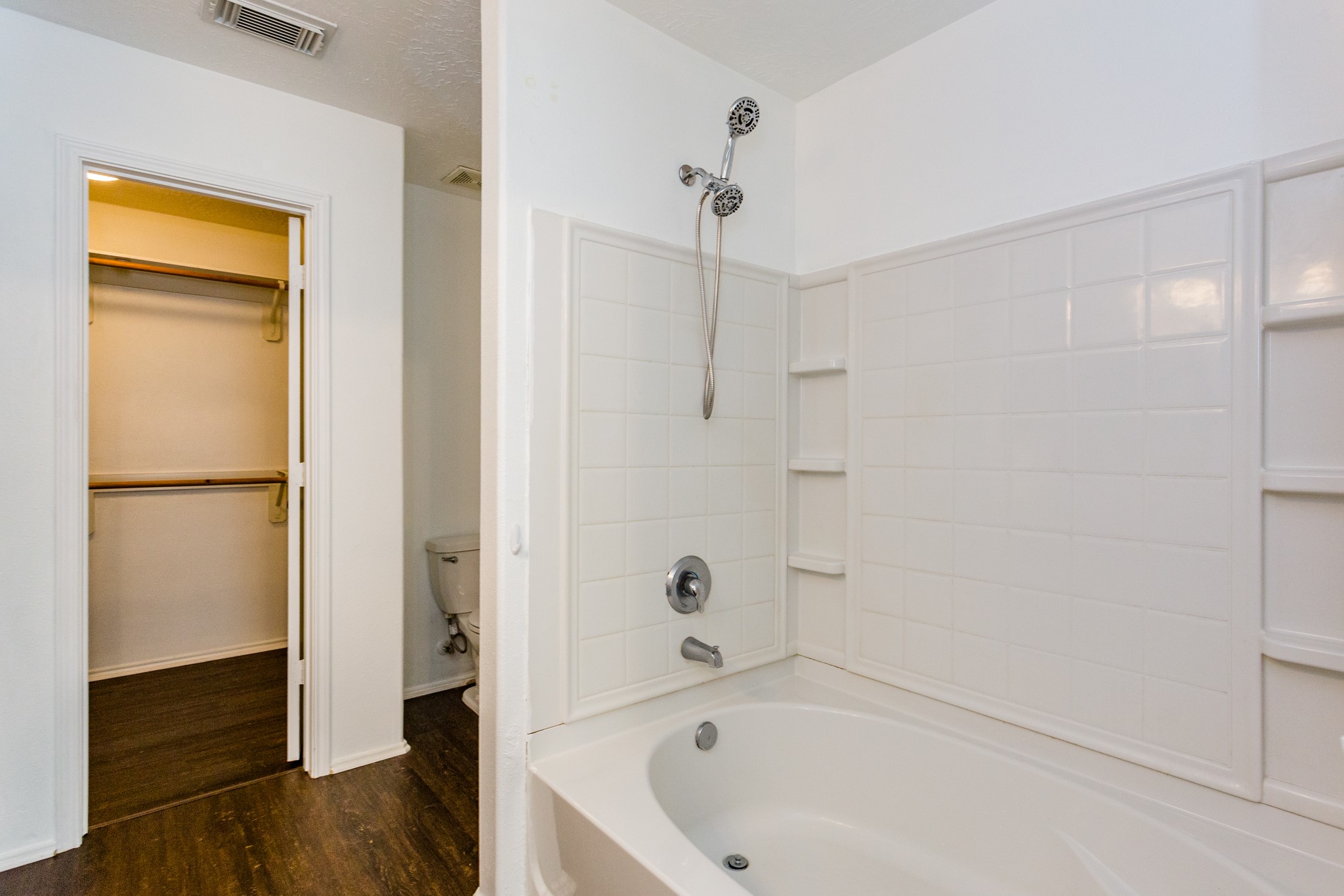 2834 Trinity Glen Lane Houston, TX 77047 - Photo 20 of 30