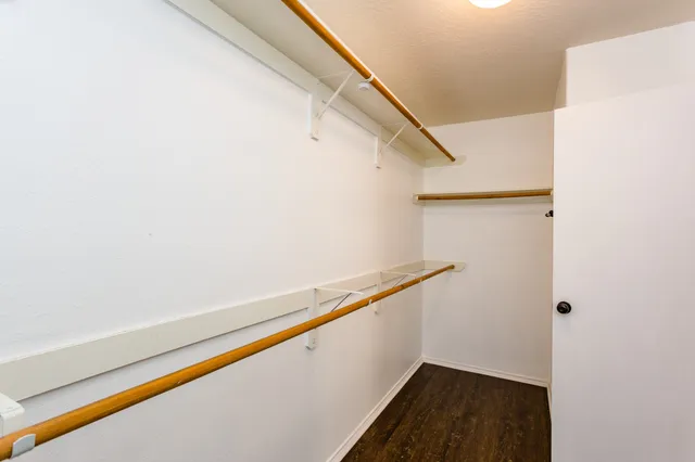 $1,995 | 2834 Trinity Glen Lane, Houston, TX 77047