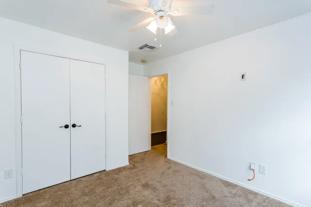 $1,995 | 2834 Trinity Glen Lane, Houston, TX 77047