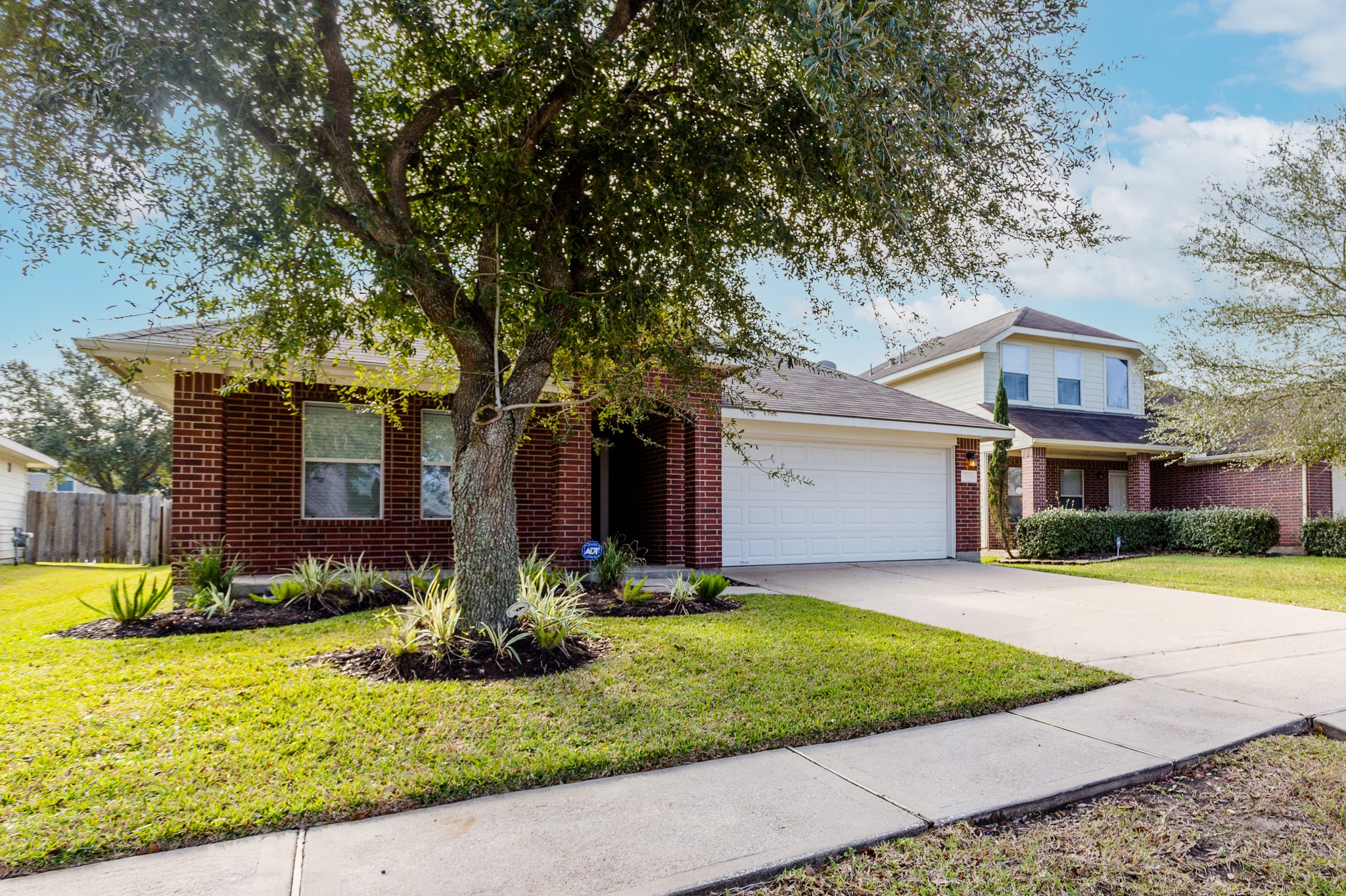2834 Trinity Glen Lane Houston, TX 77047 - Photo 28 of 30