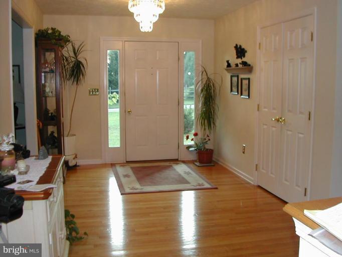 2415 Conowingo Road Bel Air, MD 21015 - Photo 2 of 17 Entrance / Foyer