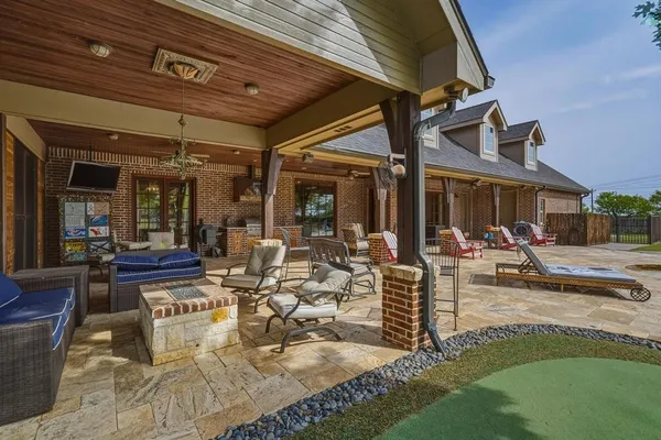 $999,900 | 4317 La Hacienda Drive, Abilene, TX 79602