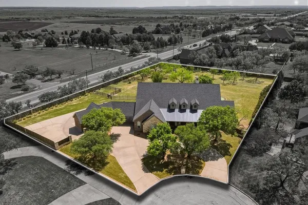 $999,900 | 4317 La Hacienda Drive, Abilene, TX 79602