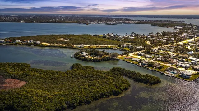 $1,350,000 | 4208 Redfish Court, Palmetto, FL 34221