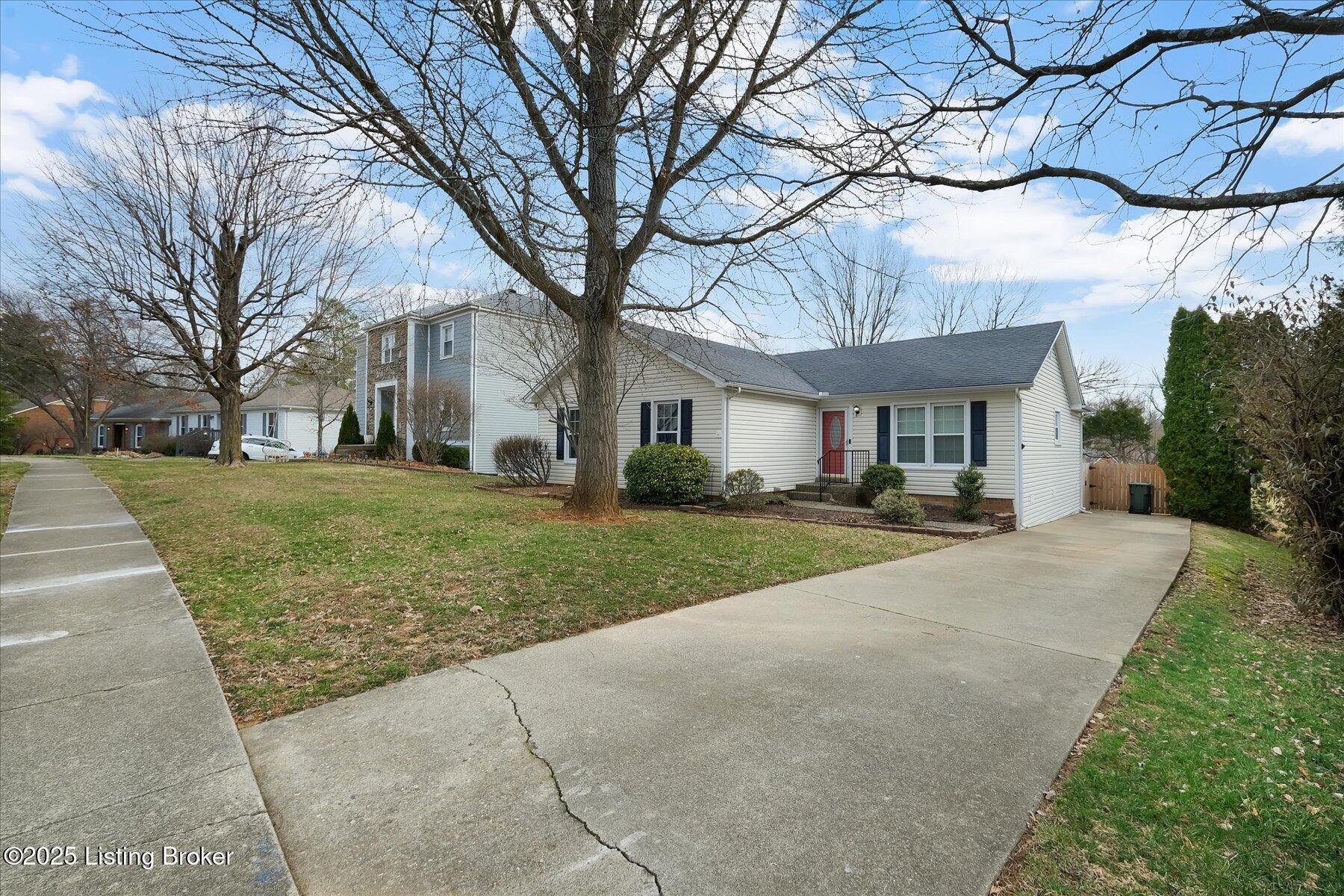 12015 Running Creek Road Louisville, KY 40243 - Photo 4 of 50 04-12015 Running Creek Rd