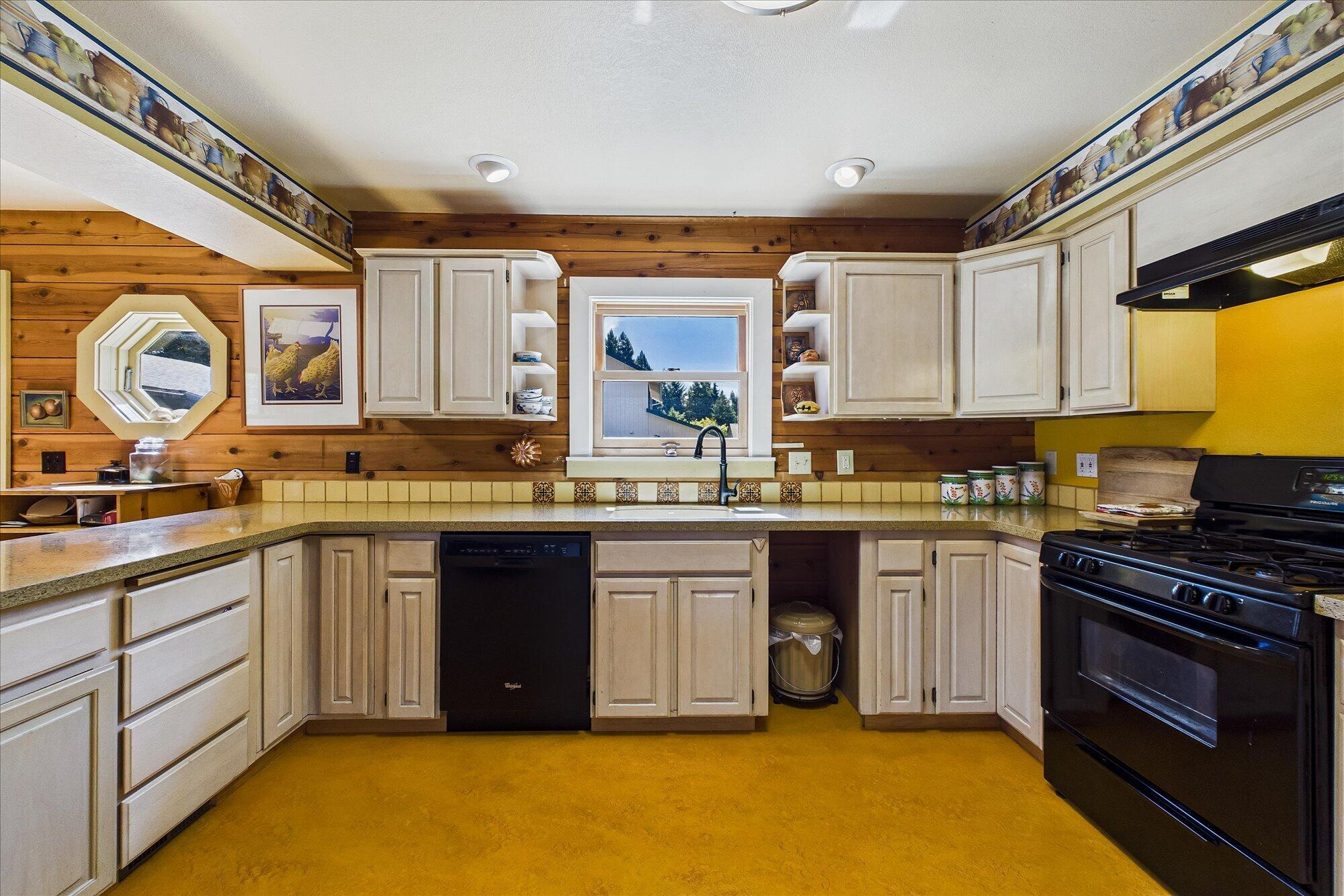 4734 Campton Road Cutten, CA 95503 - Photo 13 of 51 Gallery Image 13