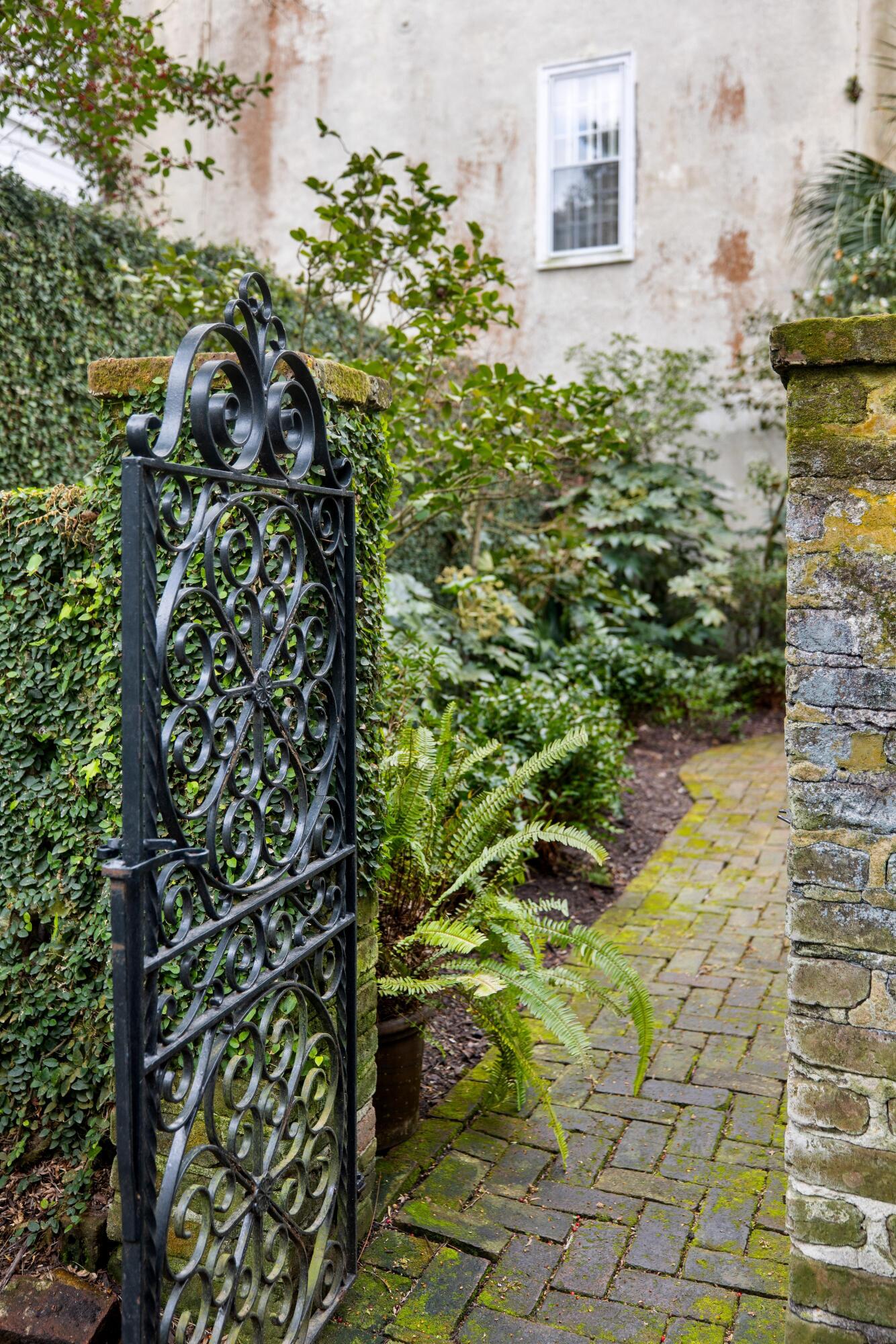 35 Tradd Street Charleston, SC 29401 - Photo 35 of 45 35_35 Tradd