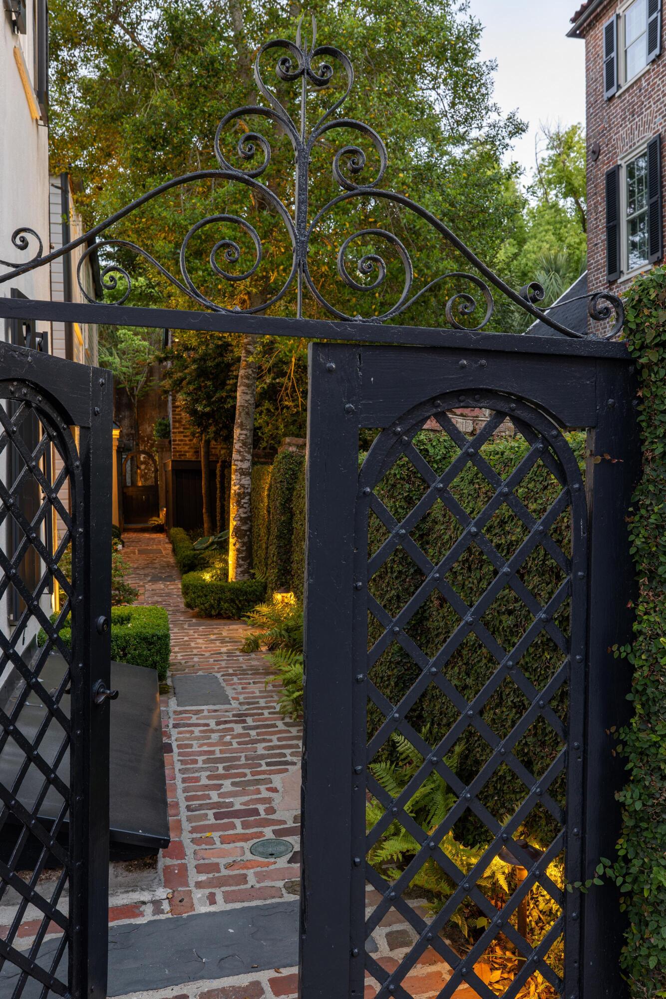 35 Tradd Street Charleston, SC 29401 - Photo 43 of 45 43