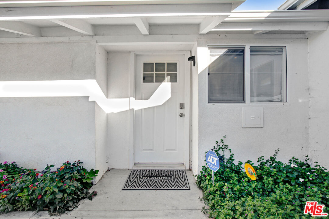 6440 Rhea Avenue Reseda, CA 91335 - Photo 10 of 22 a view of a entryway door of the house