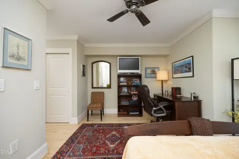 $725,000 | 400 West Rosemary Street, Unit 111, Chapel Hill, NC 27516