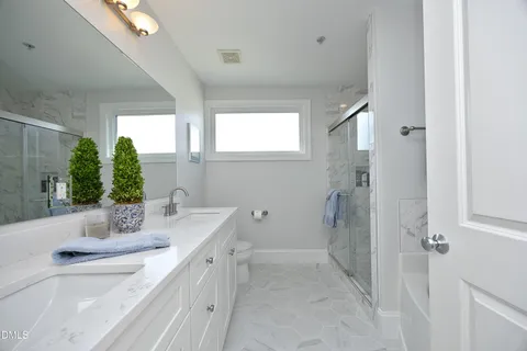 $725,000 | 400 West Rosemary Street, Unit 111, Chapel Hill, NC 27516