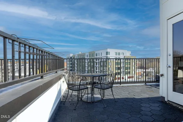 $725,000 | 400 West Rosemary Street, Unit 111, Chapel Hill, NC 27516
