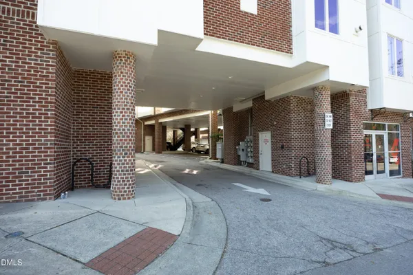 $725,000 | 400 West Rosemary Street, Unit 111, Chapel Hill, NC 27516