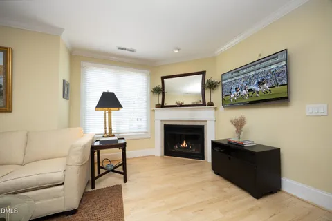 $725,000 | 400 West Rosemary Street, Unit 111, Chapel Hill, NC 27516