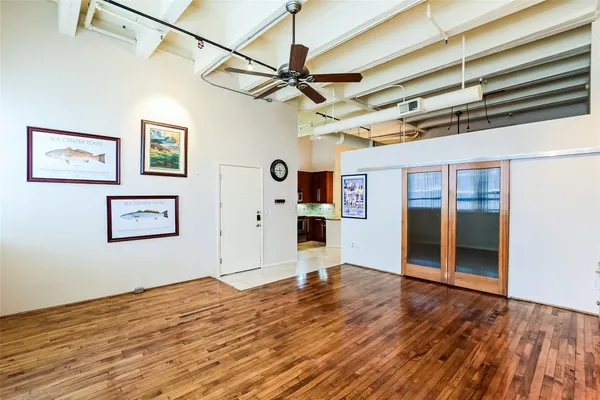 $1,900 | 705 Main Street, Unit 315, Houston, TX 77002