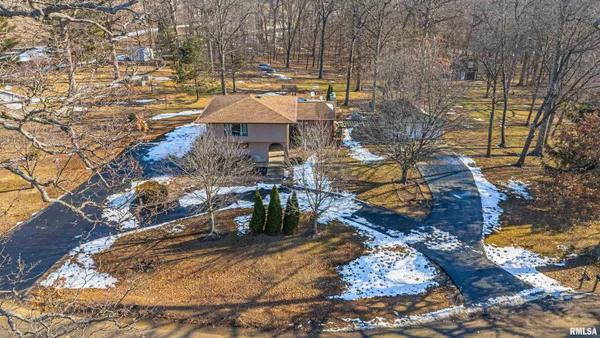 $255,000 | 194 Timber Lane, Mount Pulaski, IL 62548