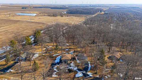 $255,000 | 194 Timber Lane, Mount Pulaski, IL 62548