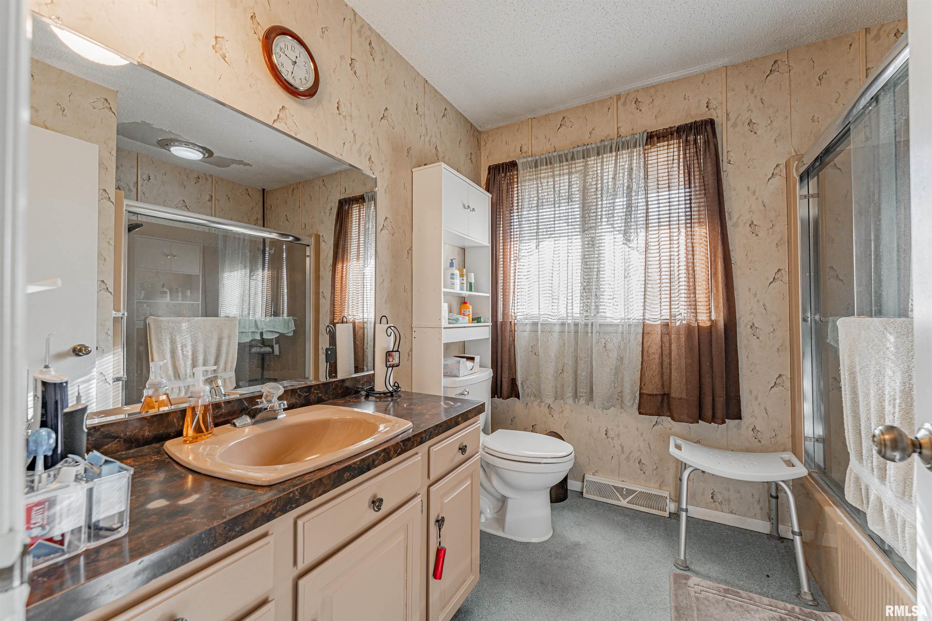 194 Timber Lane Mount Pulaski, IL 62548 - Photo 26 of 50