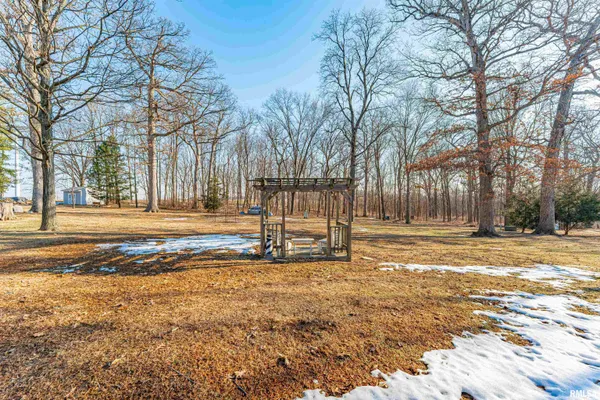 $255,000 | 194 Timber Lane, Mount Pulaski, IL 62548