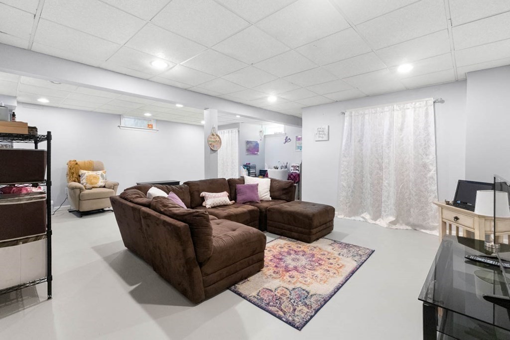 7 Northfield Road Peabody, MA 01960 - Photo 33 of 39 Gallery Image 33