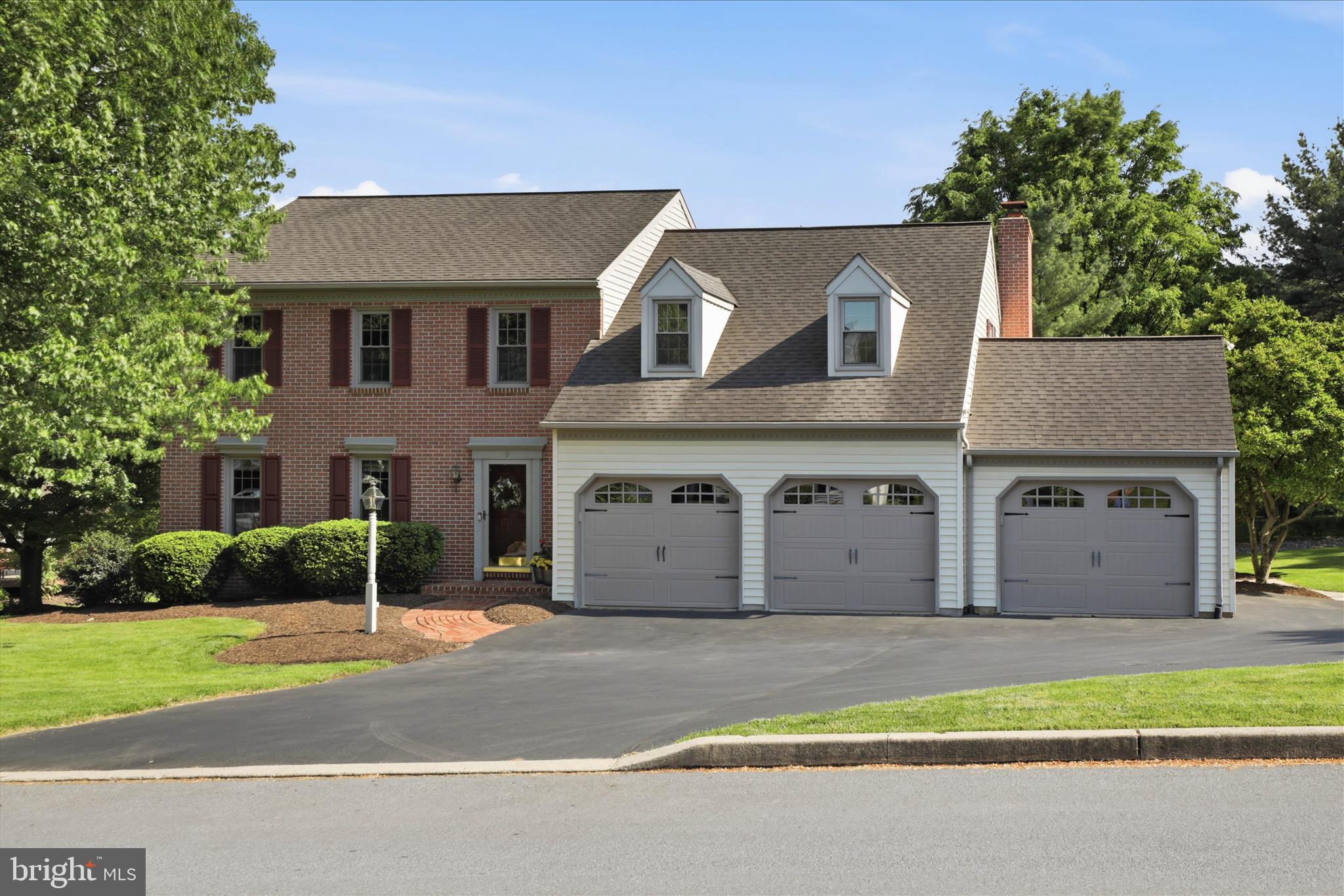 9 Round House Drive Lititz, PA 17543 - Photo 1 of 71