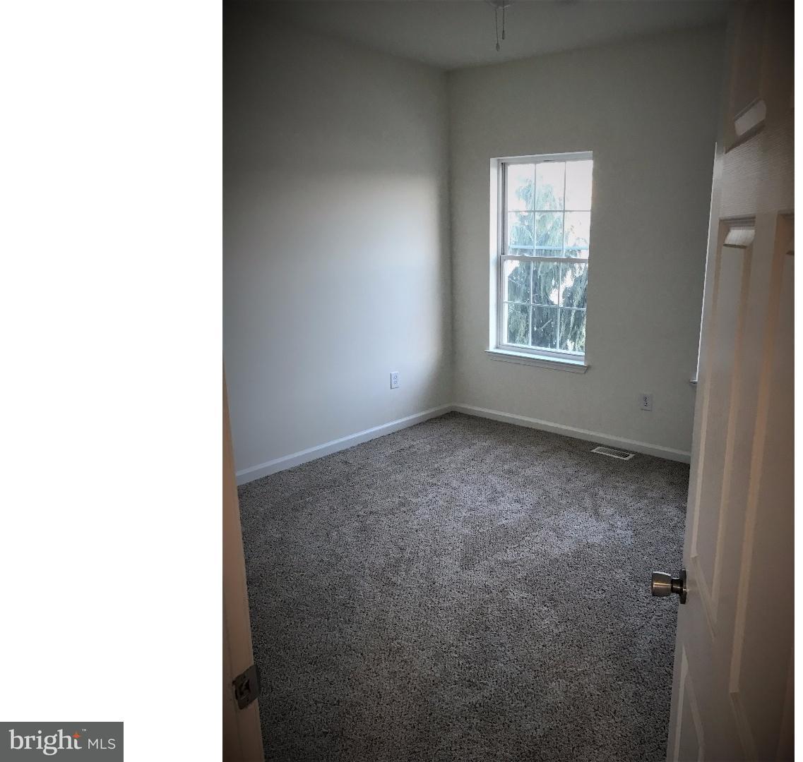 129 Quiet Road Sicklerville, NJ 08081 - Photo 6 of 19
