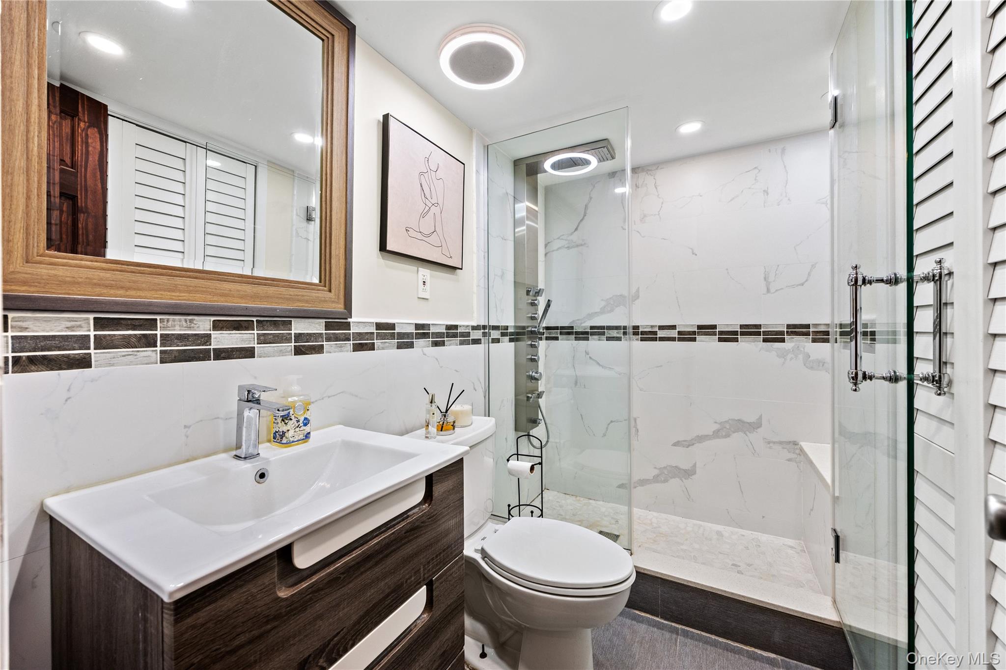 82 Superior Road Floral Park, NY 11001 - Photo 20 of 26