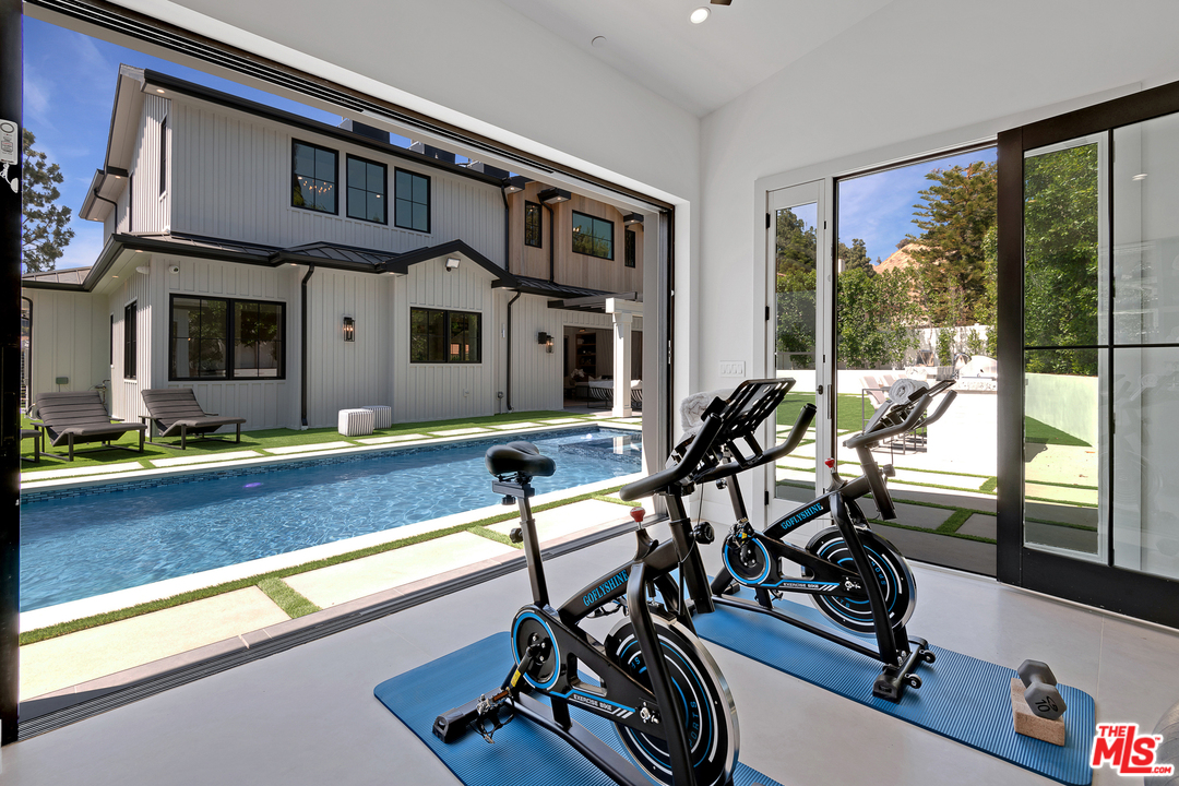 6310 Mirror Drive Los Angeles, CA 90068 - Photo 41 of 49 a view of a livingroom with furniture window and outside view